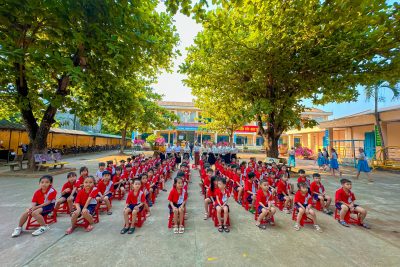 Ngày 22/4/2024 trẻ tham quan trường tiểu học và Khu lưu niệm Bác Phạm Văn Đồng